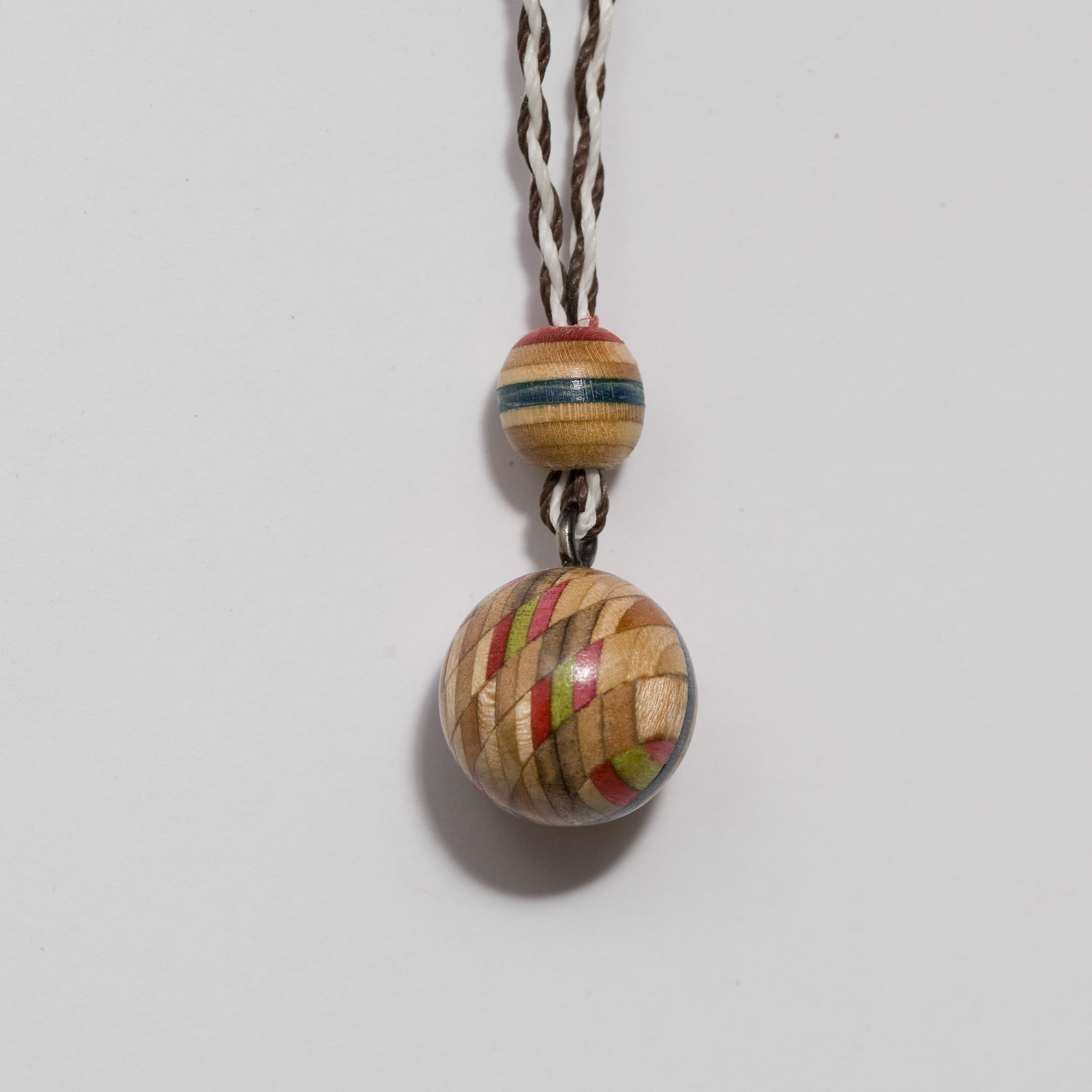 Necklace Spheroid 22